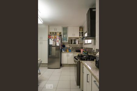 Apartamento para alugar com 240m², 4 quartos e 2 vagasCozinha