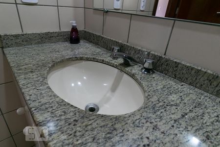 Apartamento à venda com 110m², 3 quartos e 2 vagasBanheiro 2 - Pia