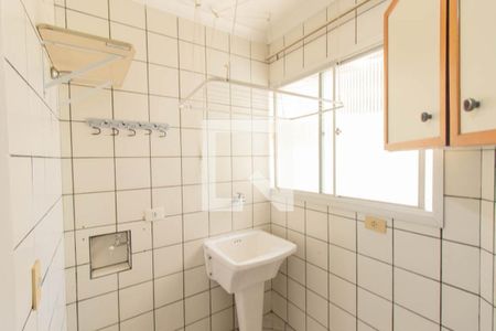 Apartamento à venda com 68m², 3 quartos e 1 vaga Apartamento à venda com 68m², 3 quartos e 1 vagaCozinha e Área de Serviço