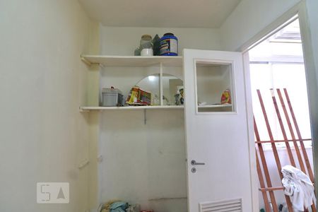 Apartamento à venda com 115m², 2 quartos e 1 vaga Apartamento à venda com 115m², 2 quartos e 1 vagaQuarto de Serviço