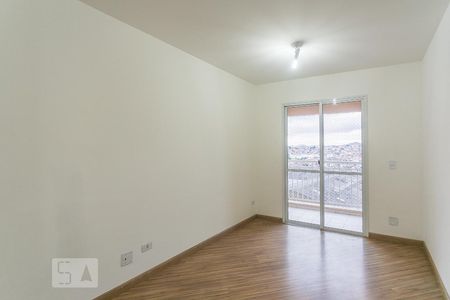 Sala de Estar de apartamento à venda com 3 quartos, 69m² em Santo Antônio, Osasco