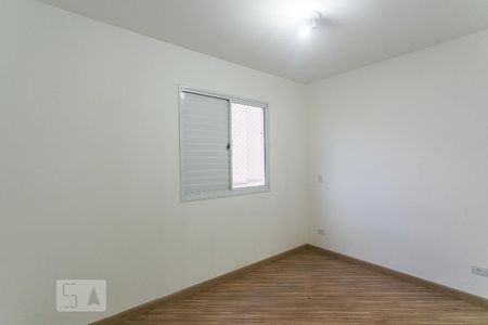 Suite de apartamento à venda com 3 quartos, 69m² em Santo Antônio, Osasco