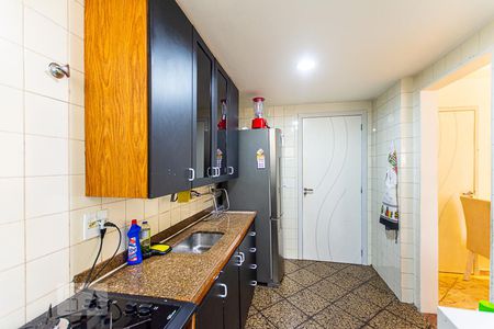 Apartamento à venda com 62m², 2 quartos e 1 vaga Apartamento à venda com 62m², 2 quartos e 1 vagaCozinha