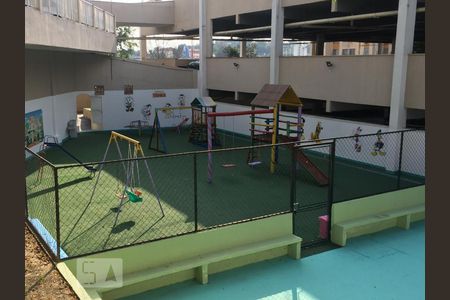 Apartamento à venda com 62m², 2 quartos e 1 vaga Apartamento à venda com 62m², 2 quartos e 1 vagaÁrea Comum - Playground