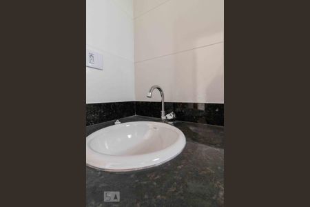 Apartamento para alugar com 36m², 2 quartos e sem vagaBanheiro