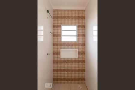 Apartamento para alugar com 36m², 2 quartos e sem vagaBanheiro