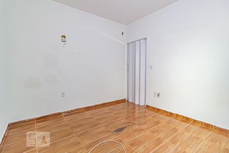 Quarto de kitnet/studio para alugar com 1 quarto, 30m² em Taquara, Rio de Janeiro