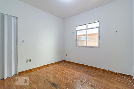 Quarto de kitnet/studio para alugar com 1 quarto, 30m² em Taquara, Rio de Janeiro