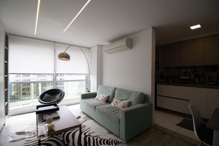 Sala de apartamento para alugar com 2 quartos, 79m² em Consolação, São Paulo