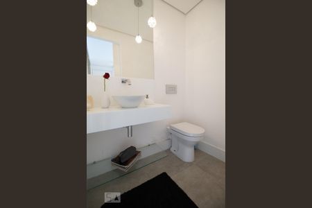 Lavabo de apartamento para alugar com 2 quartos, 79m² em Consolação, São Paulo