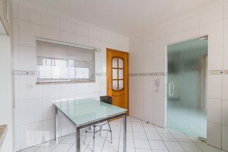 Apartamento à venda com 150m², 3 quartos e 2 vagasCozinha