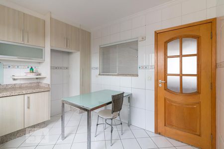 Apartamento à venda com 150m², 3 quartos e 2 vagasCozinha