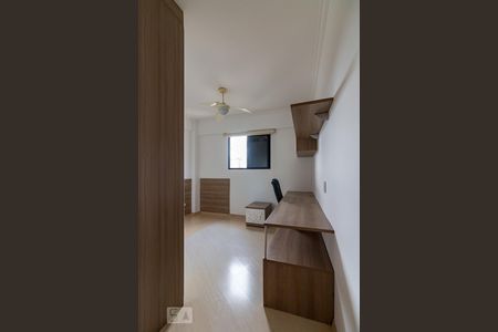 Apartamento à venda com 150m², 3 quartos e 2 vagasQuarto 2 suíte