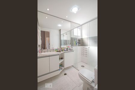 Apartamento à venda com 125m², 3 quartos e 2 vagasBanheiro da Suite