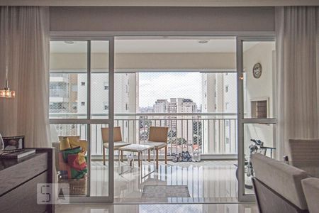 Apartamento à venda com 125m², 3 quartos e 2 vagasPorta Balcão da Sala para a Varanda