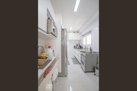 Apartamento à venda com 125m², 3 quartos e 2 vagasCozinha
