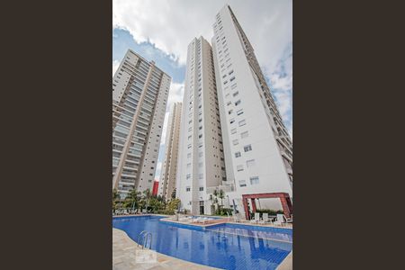 Apartamento à venda com 125m², 3 quartos e 2 vagas Piscina e Fachada interna