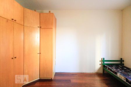 Quarto 1 de casa para alugar com 2 quartos, 100m² em Vila Clementino, São Paulo