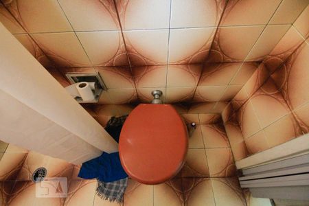 Casa para alugar com 100m², 2 quartos e sem vaga Casa para alugar com 100m², 2 quartos e sem vagaBanheiro