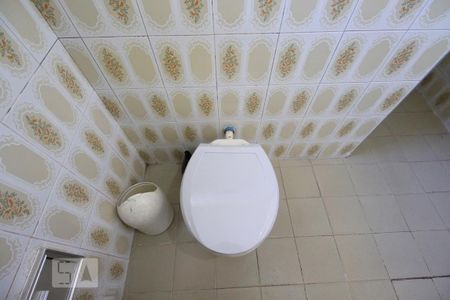 Casa para alugar com 100m², 2 quartos e sem vaga Casa para alugar com 100m², 2 quartos e sem vagaBanheiro Social