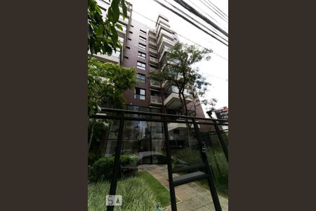 Apartamento para alugar com 27m², 1 quarto e 1 vaga Apartamento para alugar com 27m², 1 quarto e 1 vagaFachada