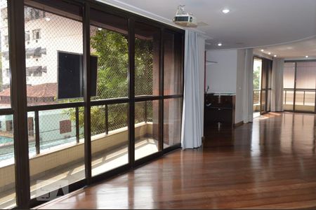 Sala de apartamento para alugar com 4 quartos, 300m² em Boa Viagem, Niterói