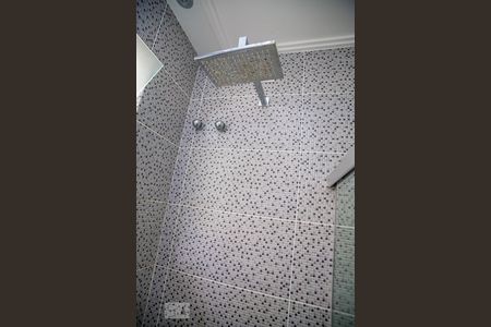 Casa de condomínio à venda com 330m², 3 quartos e 3 vagasBanheiro 2