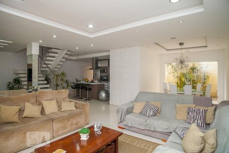 Sala de Estar de casa de condomínio à venda com 3 quartos, 330m² em Taquara, Rio de Janeiro