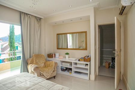 Suíte 1 de casa de condomínio à venda com 3 quartos, 330m² em Taquara, Rio de Janeiro