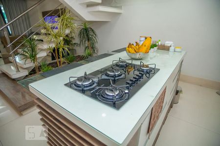 Casa de condomínio à venda com 330m², 3 quartos e 3 vagasCozinha gourmet