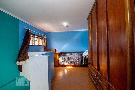 Casa à venda com 175m², 4 quartos e 3 vagas Casa à venda com 175m², 4 quartos e 3 vagasQuarto 4