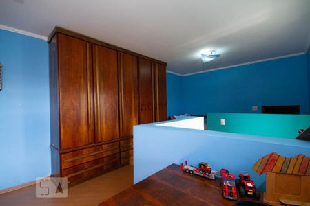 Casa à venda com 175m², 4 quartos e 3 vagas Casa à venda com 175m², 4 quartos e 3 vagasQuarto 4