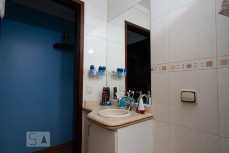 Casa à venda com 175m², 4 quartos e 3 vagas Casa à venda com 175m², 4 quartos e 3 vagasBanheiro Social