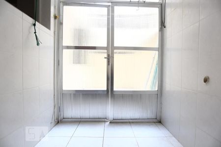 Apartamento à venda com 70m², 2 quartos e 1 vagaÁrea de Serviço