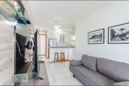 Sala de apartamento para alugar com 1 quarto, 48m² em Barra, Salvador