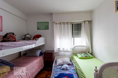 Apartamento à venda com 210m², 3 quartos e 2 vagasQuarto 2