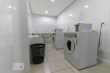 Studio para alugar com 32m², 1 quarto e sem vaga Studio para alugar com 32m², 1 quarto e sem vagaLavanderia