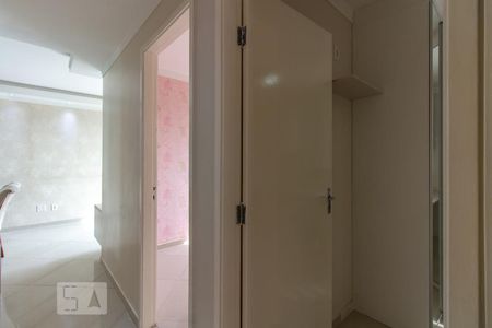 Corredor de apartamento à venda com 3 quartos, 72m² em Vila Moreira, São Paulo