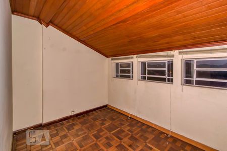 Casa para alugar com 300m², 5 quartos e 4 vagasQuarto 4