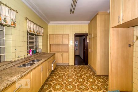 Casa para alugar com 300m², 5 quartos e 4 vagasCozinha