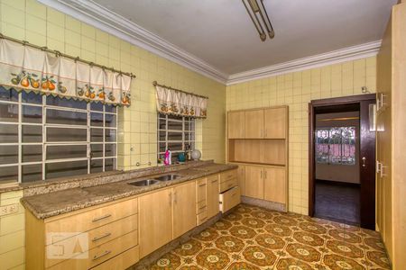 Casa para alugar com 300m², 5 quartos e 4 vagasCozinha