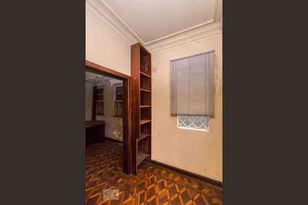 Casa para alugar com 300m², 5 quartos e 4 vagasSuíte - Closet