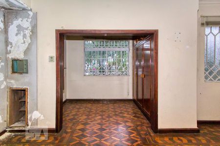 Casa para alugar com 300m², 5 quartos e 4 vagasSuíte