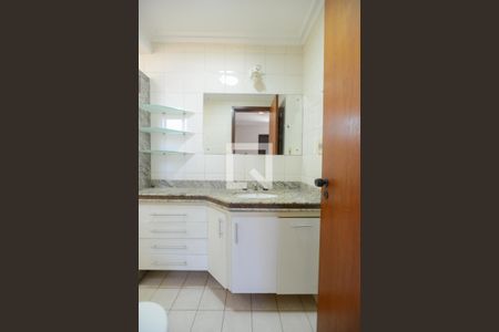 Apartamento para alugar com 107m², 3 quartos e 2 vagas Apartamento para alugar com 107m², 3 quartos e 2 vagasBanheiro da Suíte