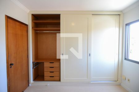 Apartamento para alugar com 107m², 3 quartos e 2 vagas Apartamento para alugar com 107m², 3 quartos e 2 vagasSuíte