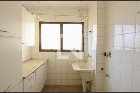 Apartamento para alugar com 107m², 3 quartos e 2 vagas Apartamento para alugar com 107m², 3 quartos e 2 vagasÁrea de Serviço