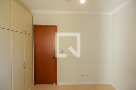Apartamento para alugar com 107m², 3 quartos e 2 vagas Apartamento para alugar com 107m², 3 quartos e 2 vagasQuarto