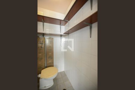 Apartamento para alugar com 107m², 3 quartos e 2 vagas Apartamento para alugar com 107m², 3 quartos e 2 vagasBanheiro de serviço