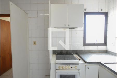 Apartamento para alugar com 107m², 3 quartos e 2 vagas Apartamento para alugar com 107m², 3 quartos e 2 vagasCozinha