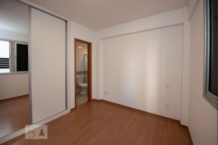 suíte de apartamento para alugar com 2 quartos, 65m² em Coração de Jesus, Belo Horizonte